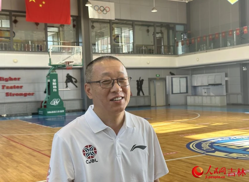 业余爱好者如何利用智能工具提升篮球水平_0